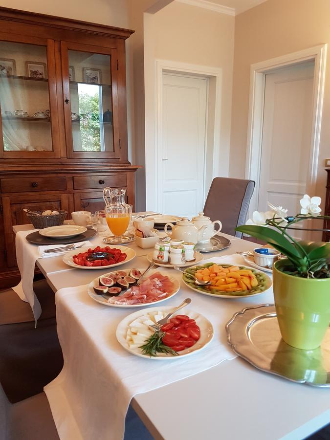 Villa Chiara B&B Biandronno Eksteriør billede
