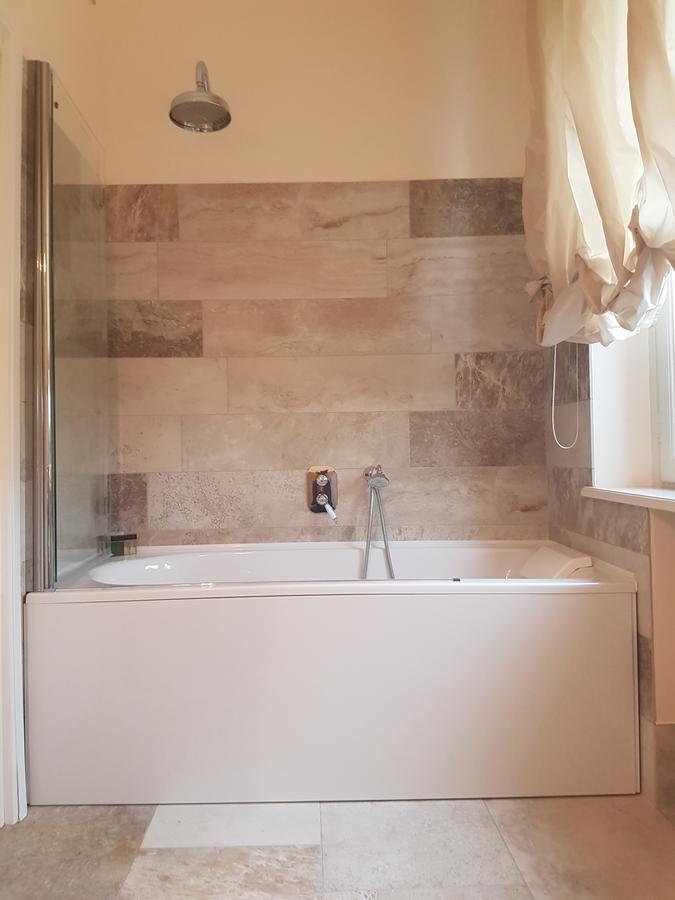 Villa Chiara B&B Biandronno Eksteriør billede