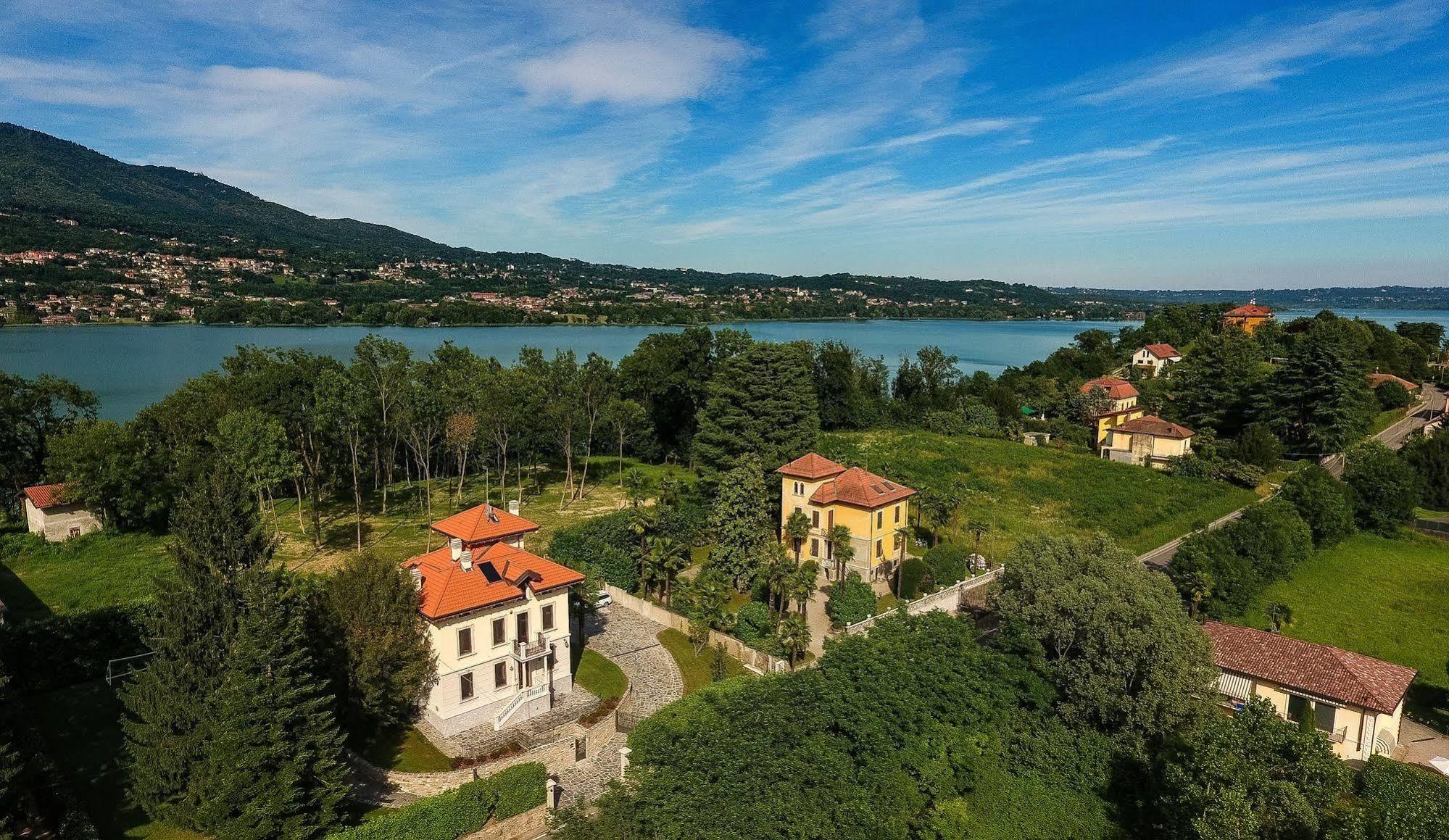 Villa Chiara B&B Biandronno Eksteriør billede