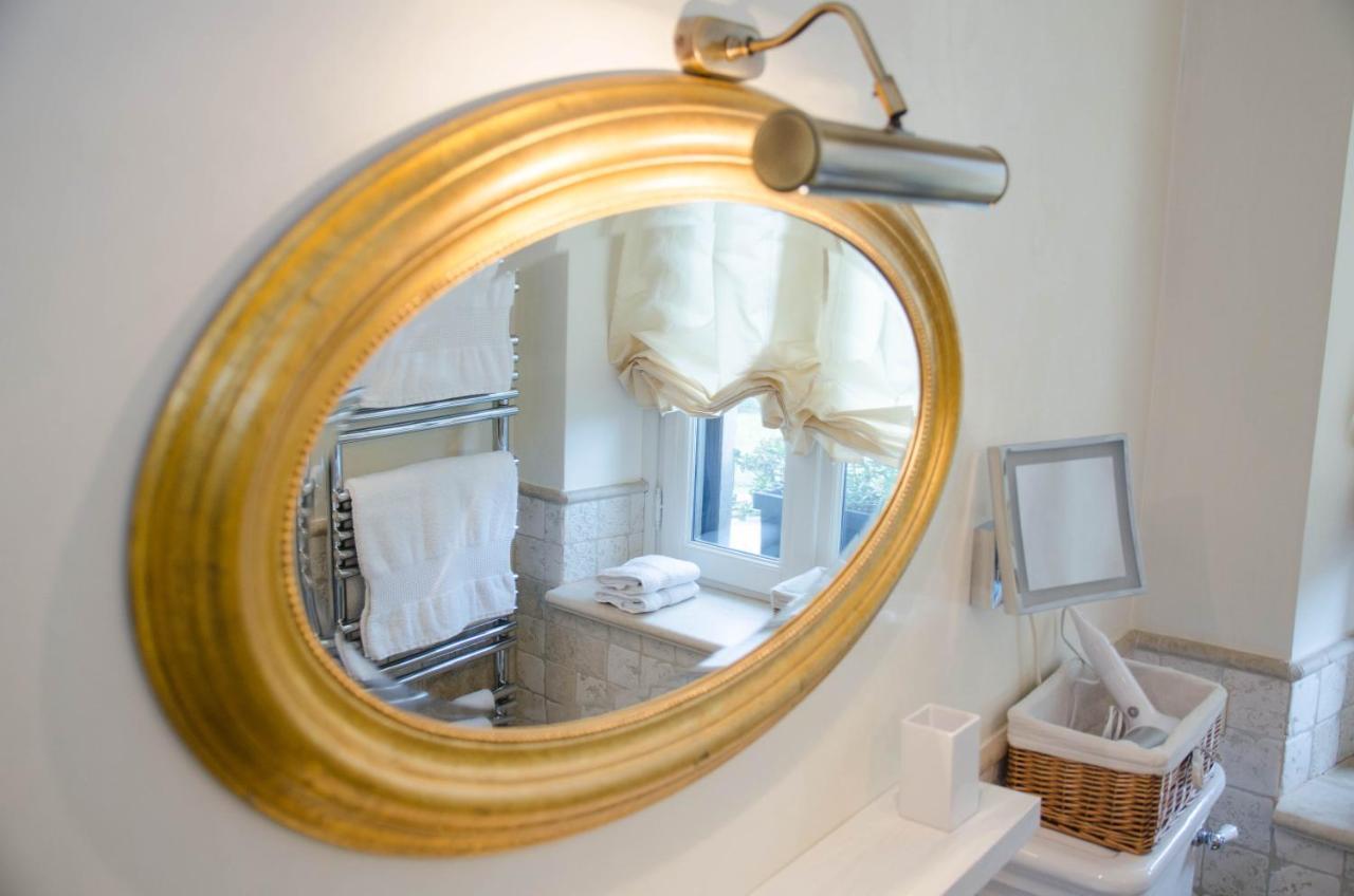 Villa Chiara B&B Biandronno Eksteriør billede